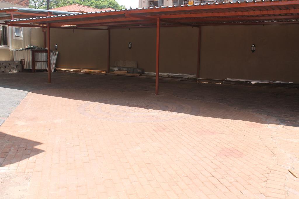Miraton Guest Lodge Johannesburg Ngoại thất bức ảnh