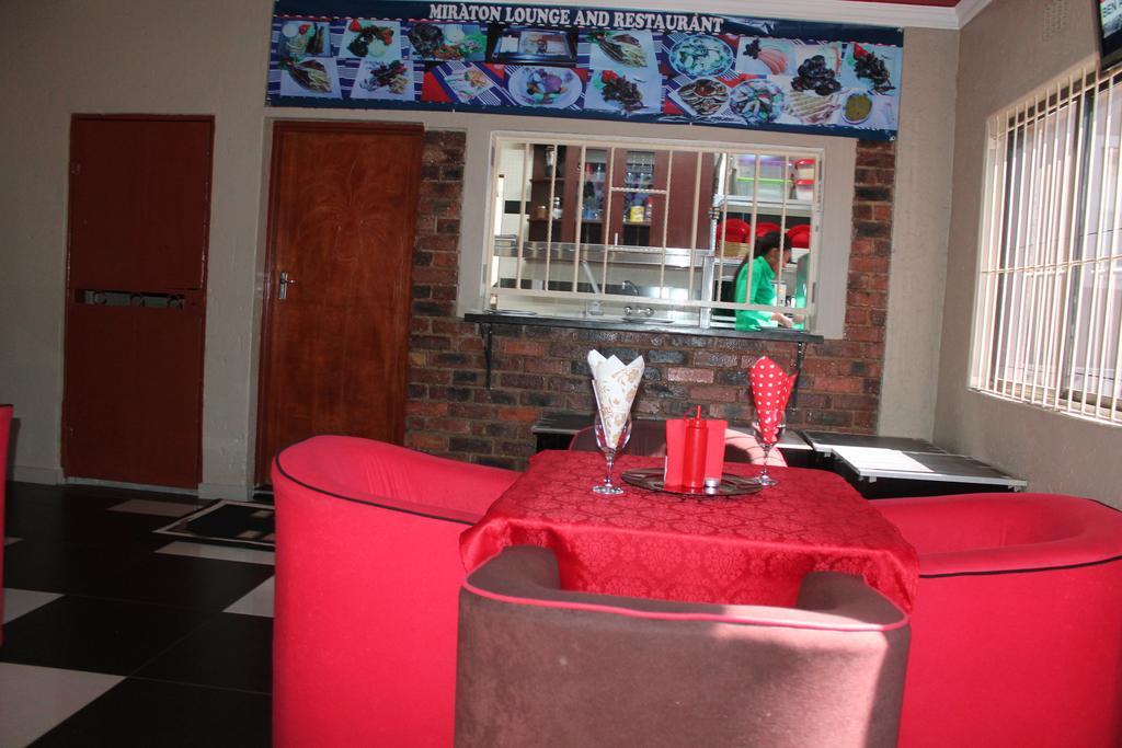 Miraton Guest Lodge Johannesburg Ngoại thất bức ảnh