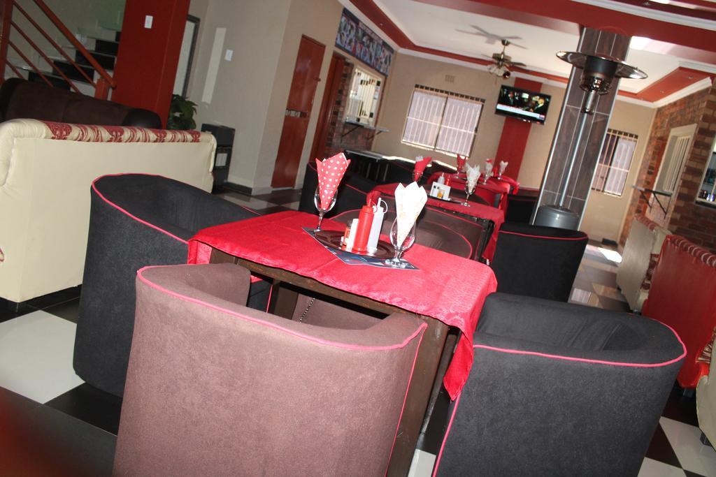Miraton Guest Lodge Johannesburg Ngoại thất bức ảnh